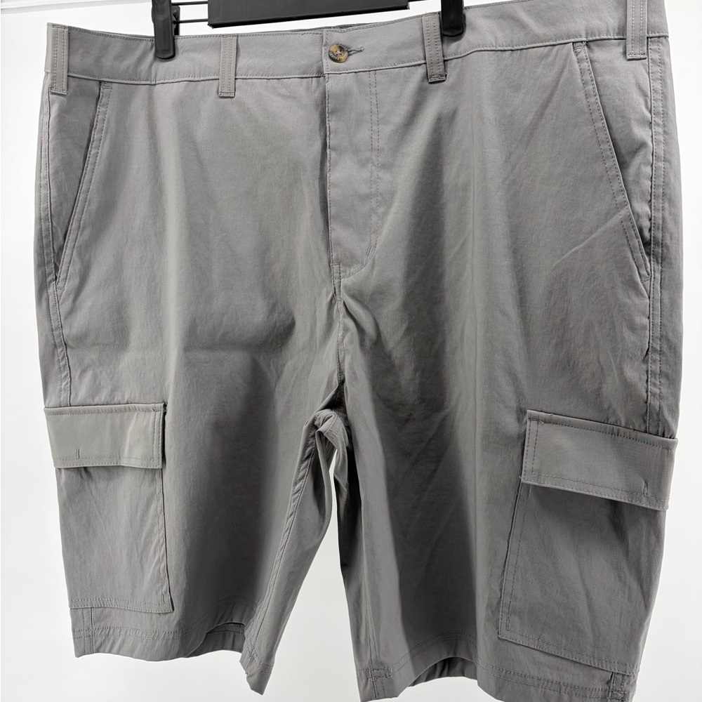 Eddie Bauer Men's‎ Cargo Shorts Activewear Size 42